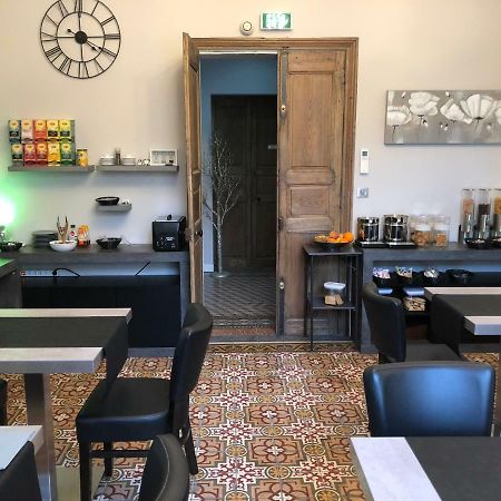 Hotel Le Lys D'Or ヴォヴェール エクステリア 写真