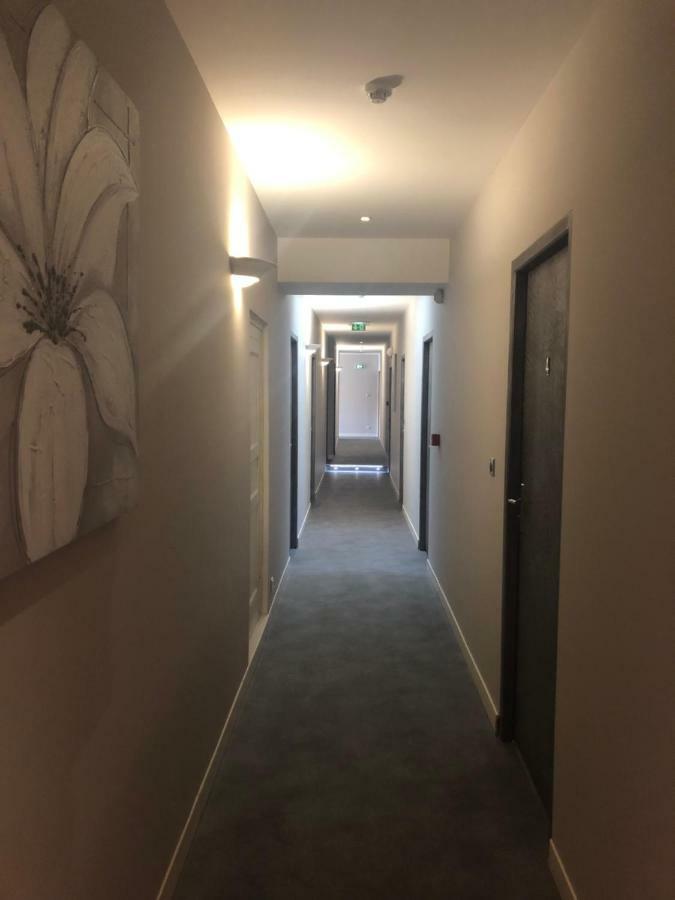Hotel Le Lys D'Or ヴォヴェール エクステリア 写真