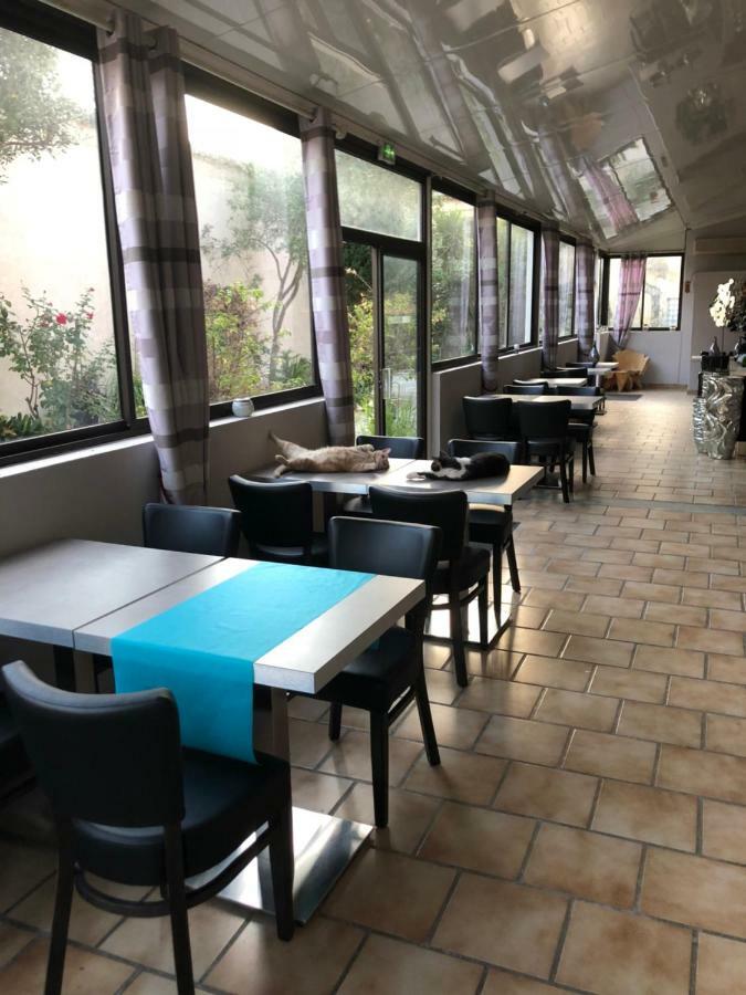 Hotel Le Lys D'Or ヴォヴェール エクステリア 写真